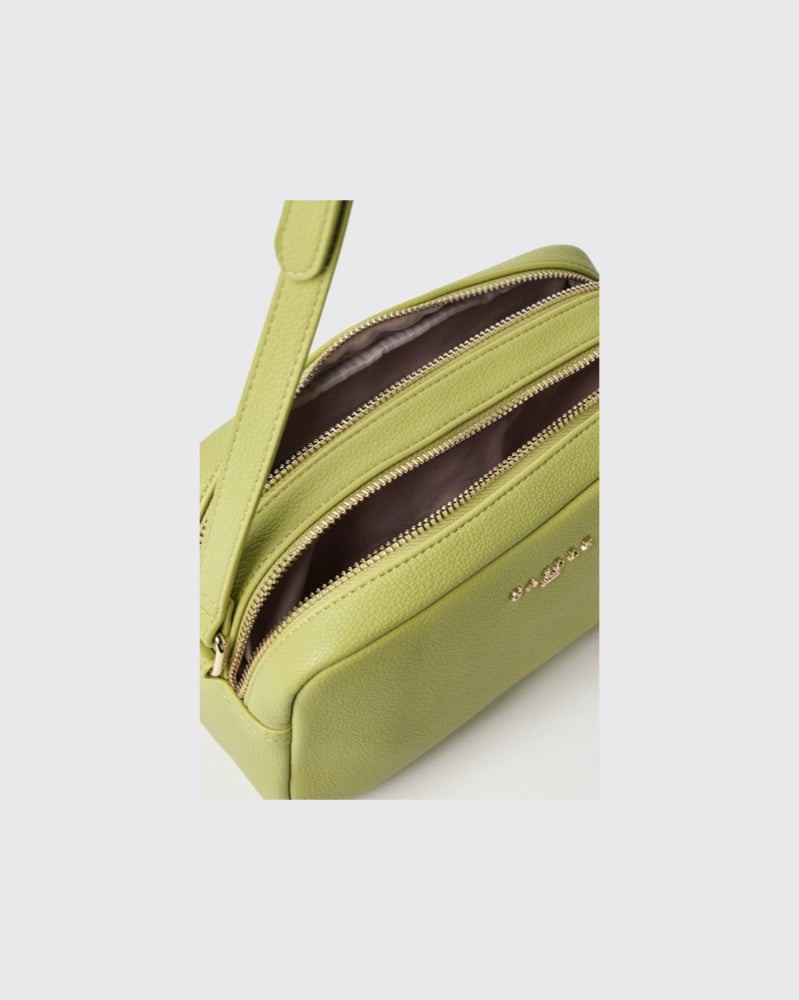 REG CAMERA BAG CON LOGO IN METALLO GAACW02125 Lime